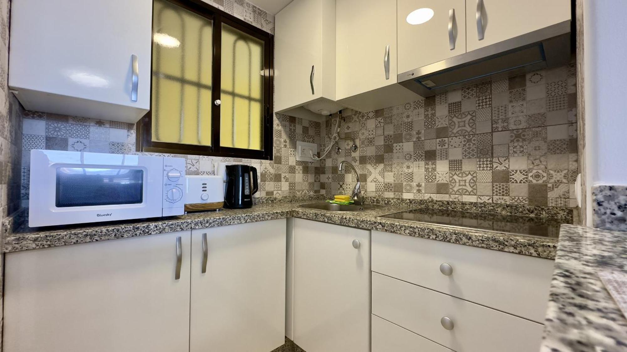 Piso En Rincon De Loix Con Un Apartment *