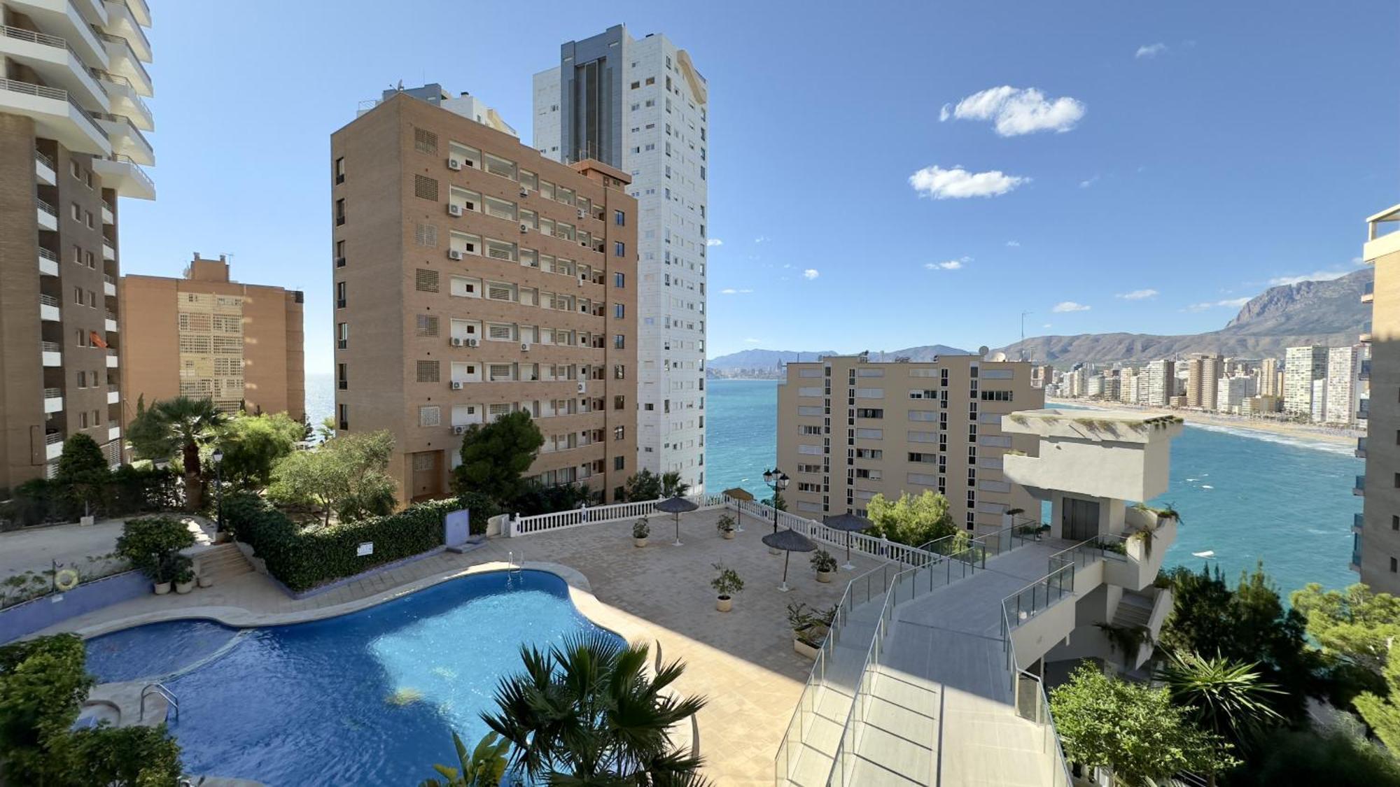Piso En Rincon De Loix Con Un Apartment